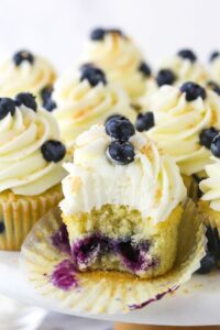blueberry-coconut-cupcakes
